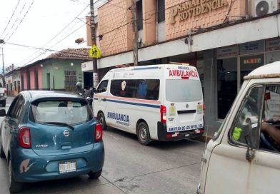 Balean a hombre y reportan presunta privación de la libertad de una mujer durante cortejo fúnebre. Balean a hombre y reportan presunta privación de la libertad de una mujer durante cortejo fúnebre.