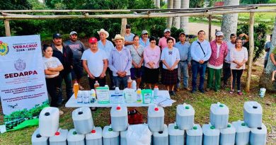 SEDARPA impulsa el campo huatusqueño con el programa “Escuelas Campesinas”. SEDARPA impulsa el campo huatusqueño con el programa “Escuelas Campesinas”.