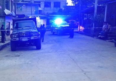 Ejecutan a hombre a balazos en pleno centro de Ixhuatlán del Café. Ejecutan a hombre a balazos en pleno centro de Ixhuatlán del Café.