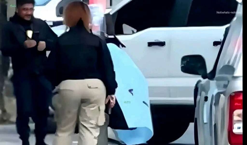 Hombre es hallado sin vida tras ser atado a un poste. Hombre es hallado sin vida tras ser atado a un poste.