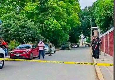 Atacan auto afuera de primaria en Álamo Temapache. Atacan auto afuera de primaria en Álamo Temapache.