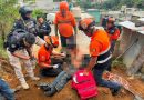 Joven queda sepultado tras deslave mientras excavaba. Joven queda sepultado tras deslave mientras excavaba.