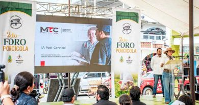 Un éxito el 2do. Foro Porcícola en Ixhuatlán del Café. Un éxito el 2do. Foro Porcícola en Ixhuatlán del Café.