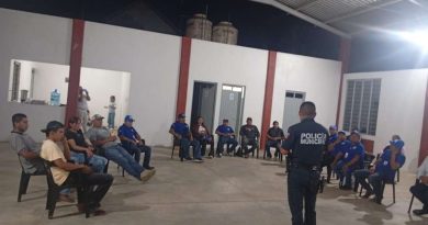 Capacitan a policías auxiliares de Huatusco. Capacitan a policías auxiliares de Huatusco.