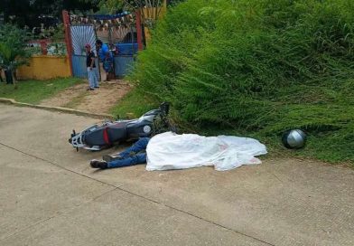 Ataque armado deja un muerto y dos heridos en Cosoleacaque. Ataque armado deja un muerto y dos heridos en Cosoleacaque.