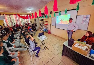Imparten cursos de elaboración de Composta y Huertos Escolares en Ixhuatlán. Imparten cursos de elaboración de Composta y Huertos Escolares en Ixhuatlán.