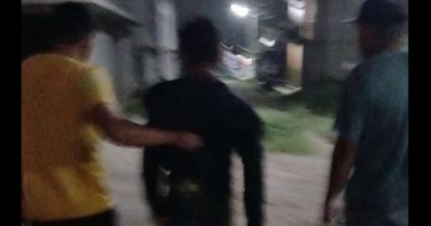 Retienen a presunto ladrón, y lo entregan a la Policía.