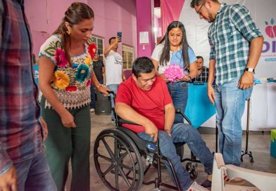 Entregan DIF Apoyos Funcionales. Entregan DIF Apoyos Funcionales.