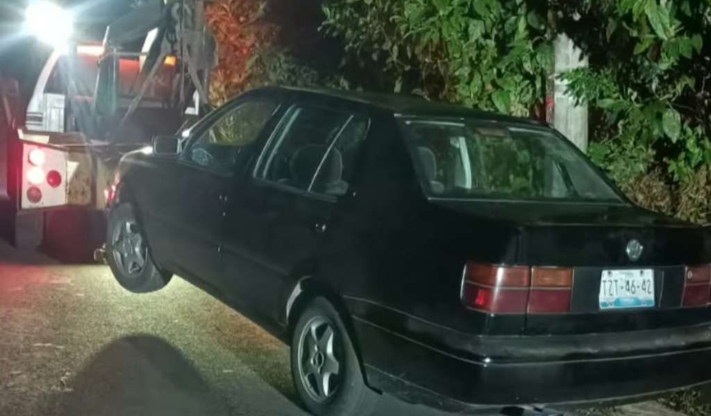 Recuperan Jetta con reporte de robo en Ixhuatlán del Café. Recuperan Jetta con reporte de robo en Ixhuatlán del Café.