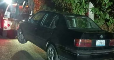 Recuperan Jetta con reporte de robo en Ixhuatlán del Café.