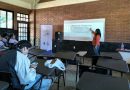 Imparten plática sobre Derechos Reproductivos a estudiantes de Ixhuatlán del Café.