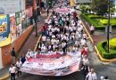 Protestan trabajadores del IMSS por salarios y pensiones en Xalapa.
