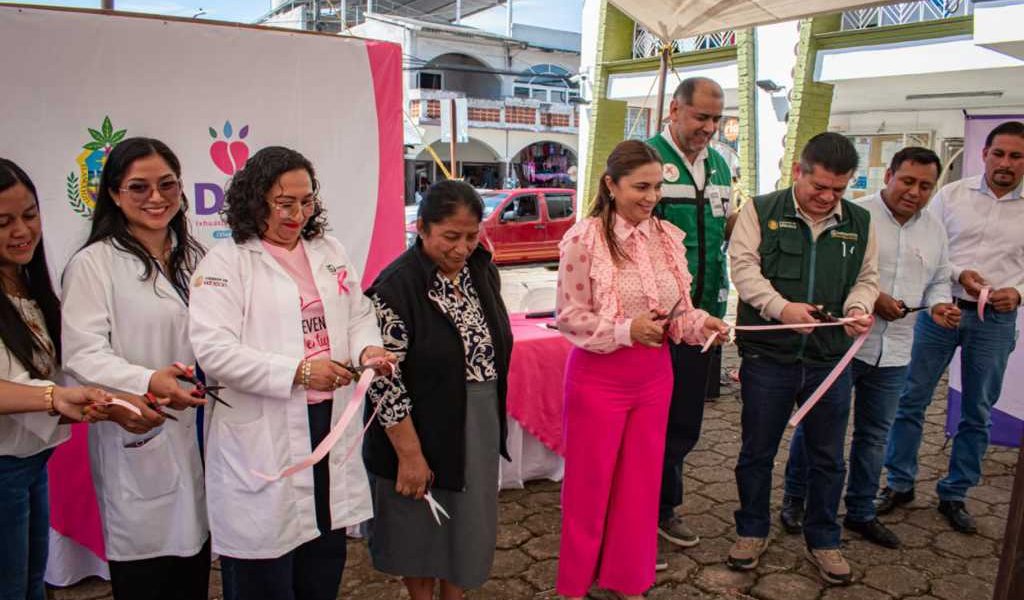 Realizan Jornada Rosa en Ixhuatlán del Café. Realizan Jornada Rosa en Ixhuatlán del Café.